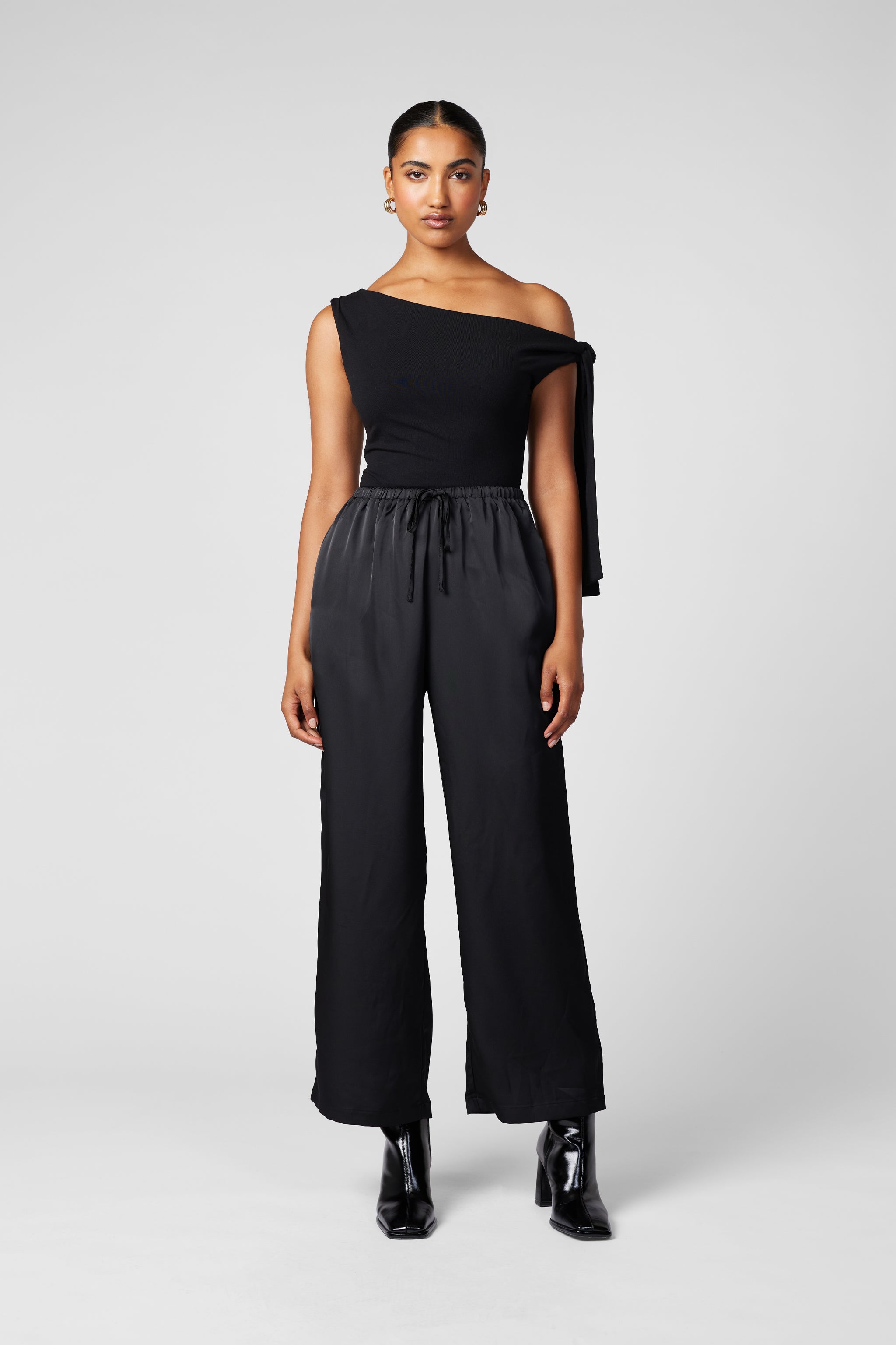 【mnem】24FW★ [mnem] strap maxi wide pants The Easy Wrap Pant: Stylish & Comfortable Maternity Pants